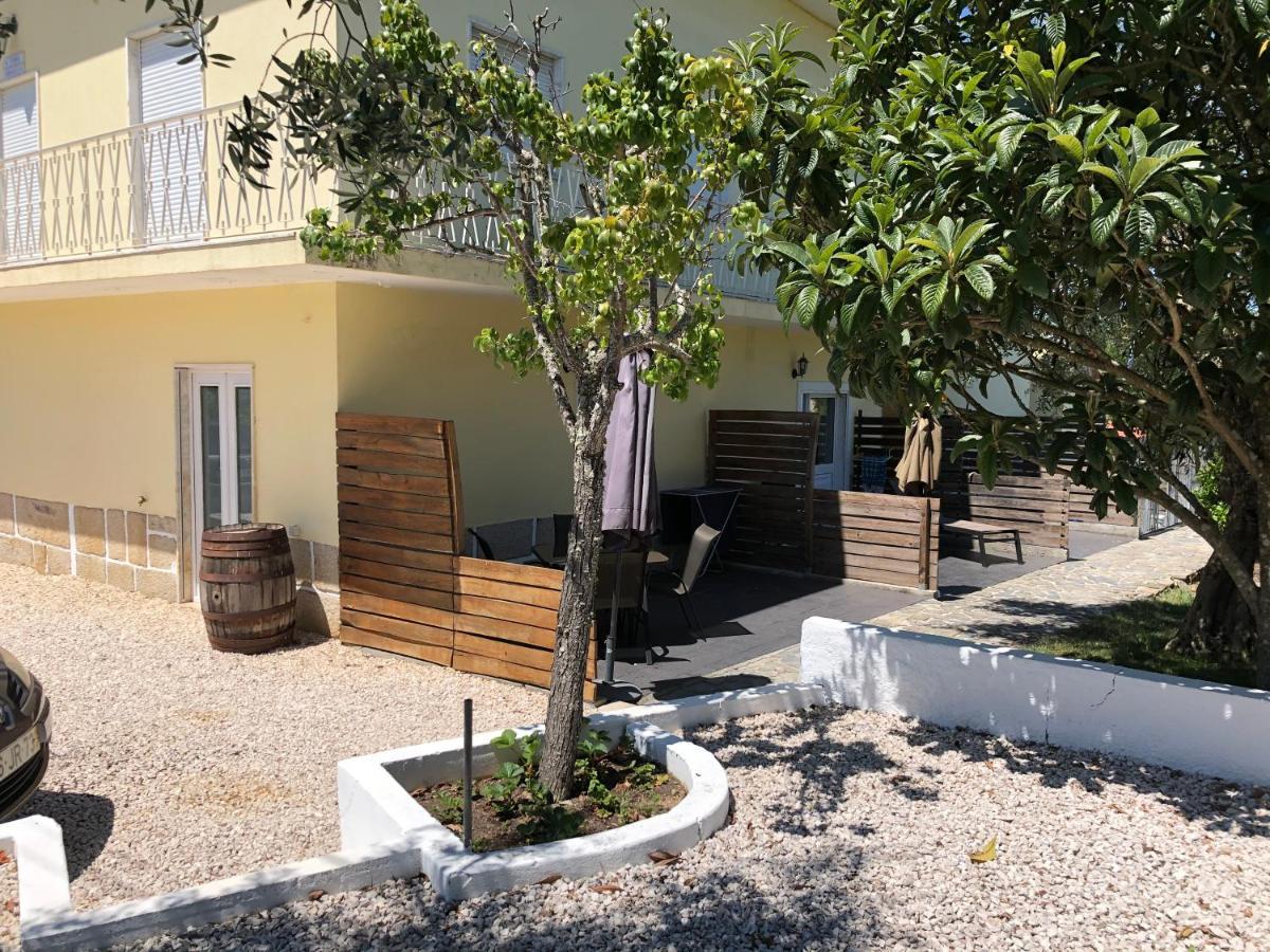 A Casa Amarela Appartement Pinheiro de Coja Buitenkant foto